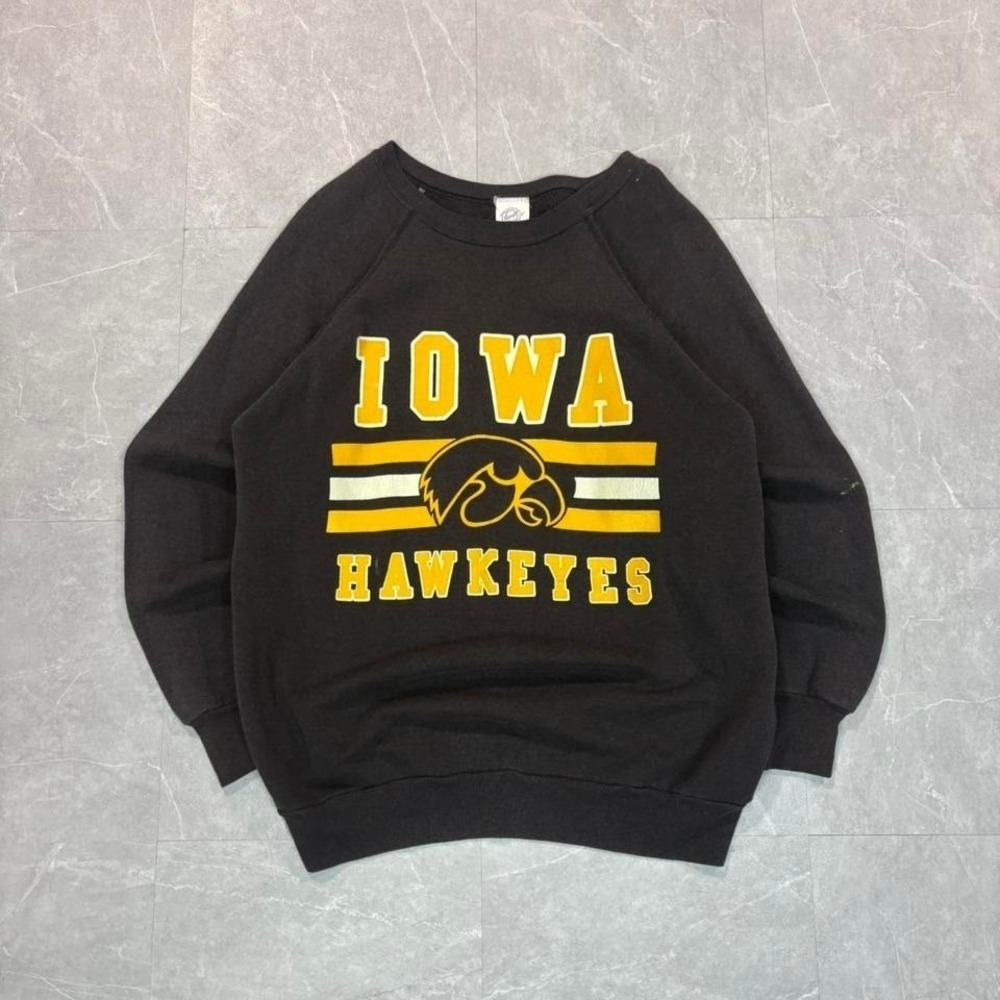 80s Iowa Hawkeyes sweatshirt sportswear